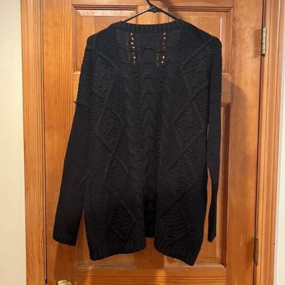 NWT Tommy Bahama Larchmont  cable pullover size medium. - Picture 4 of 6